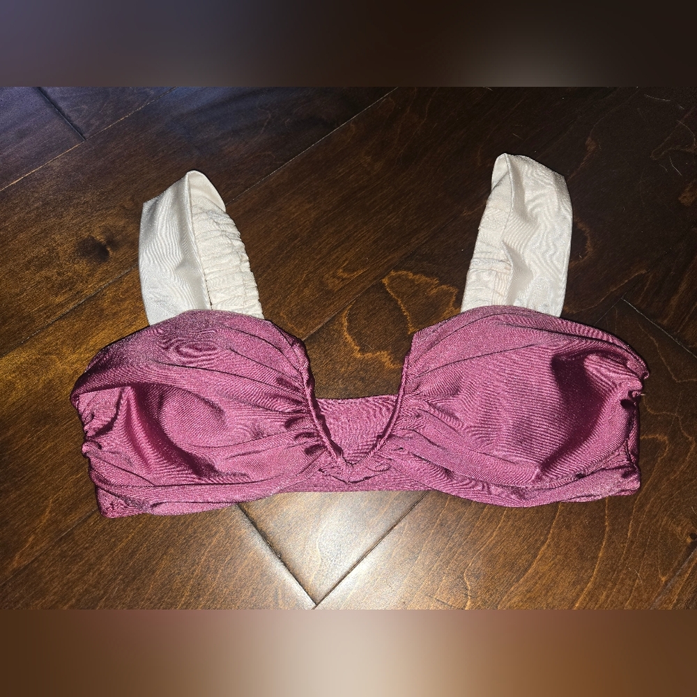 🌟NWOT WOMENS SILK GLORY BIKINI TOP SIZE SMALL
